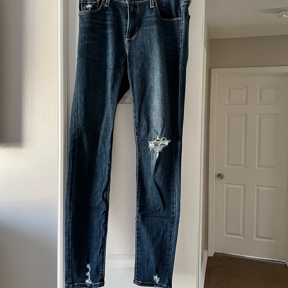 Just Black Skinny Distressed Jeans Sz 27